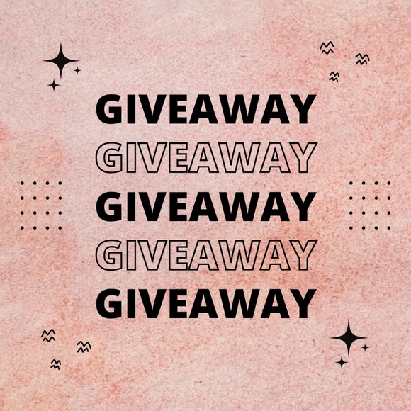 Other - Giveaway! ✨Mystery Item For Live Show!